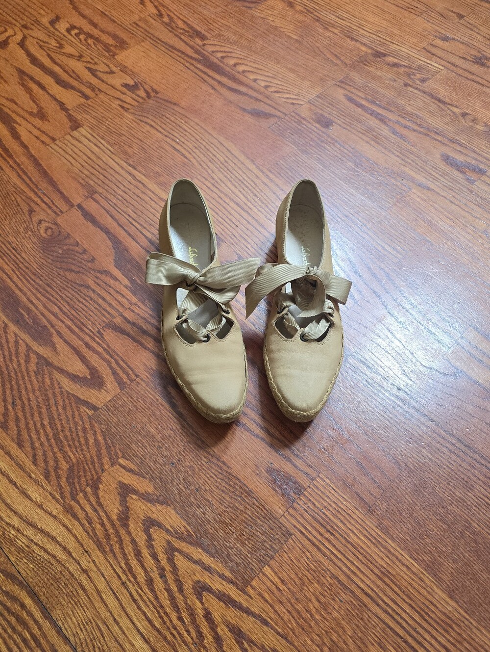 ​VTG Salvatore Ferragamo Ribbon Lace Espadrille Flats